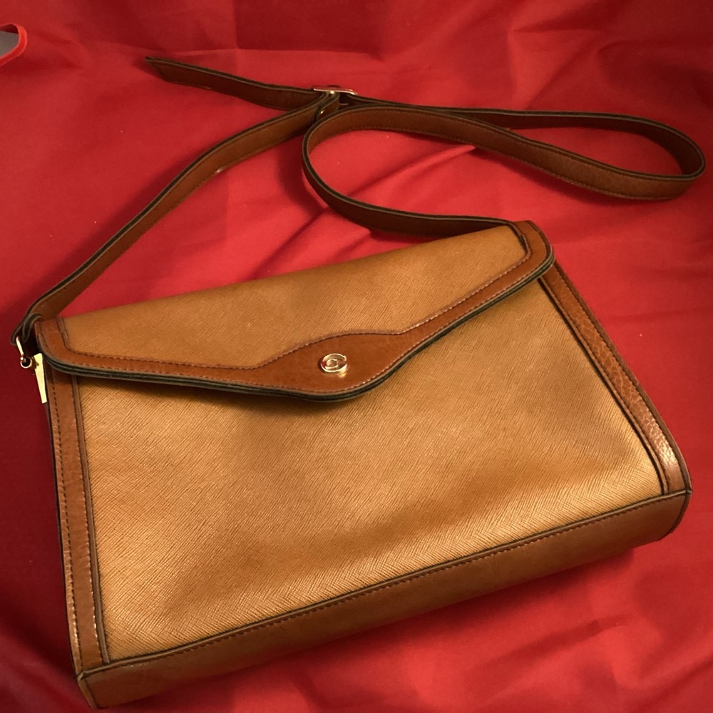 Brown Cornell purse